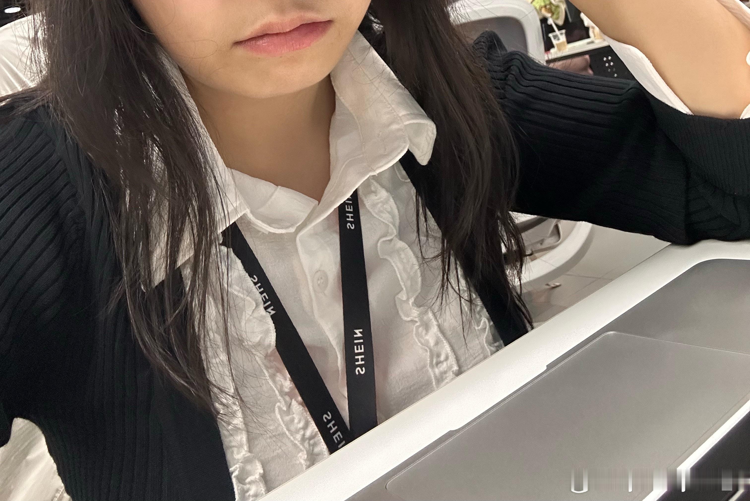 累累的 不想工作 ​​​