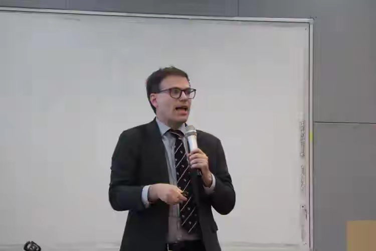 阵地失守，敌人内线挑衅，已经到了存亡之争的时刻了2025年的确要做个记号，这既是