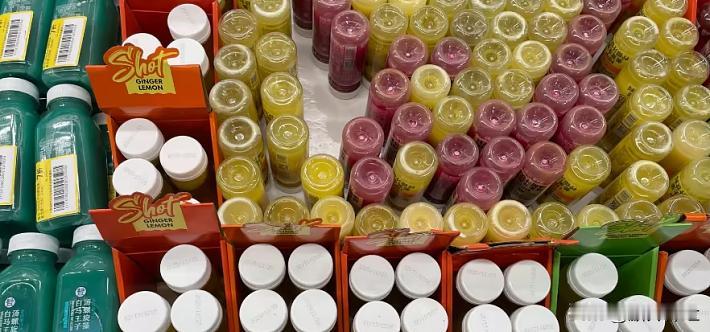 8.9元抗炎神饮被年轻人抢断货

最近一款主打“抗炎养生”的姜黄饮，正成为年轻人