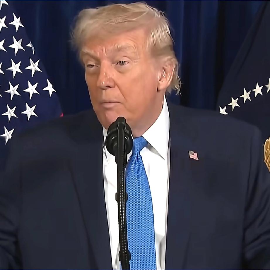 特朗普又放起狠话来！
这次他直接把目标对准了委内瑞拉，扬言要“好好管管”这个国家