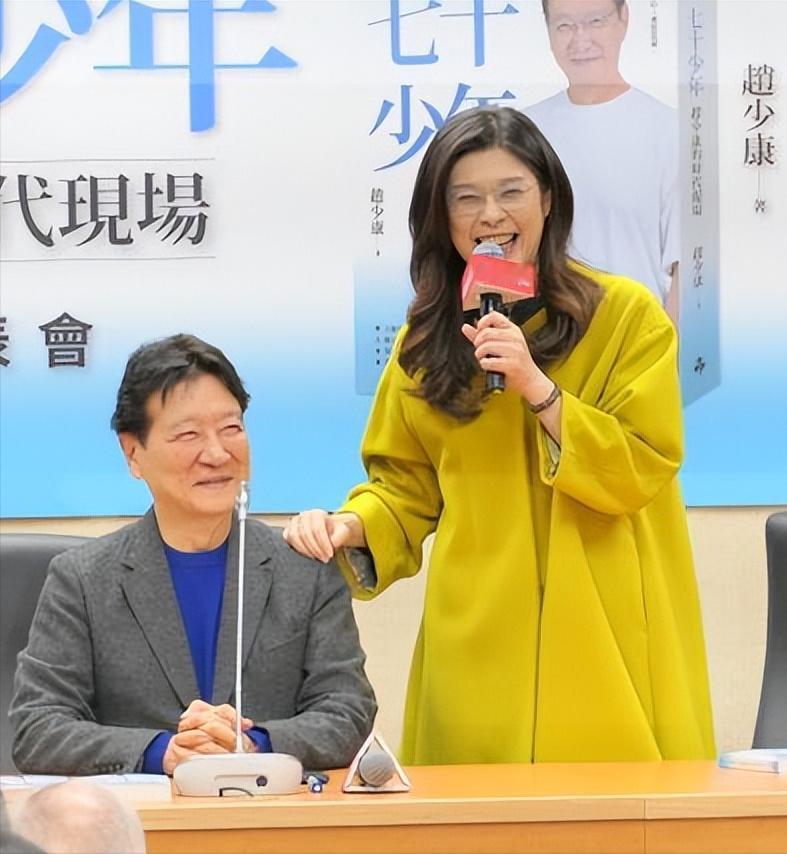 郑丽文：仅一次对赵少康生气　他不选国民党主席
国民党战斗蓝发起人赵少康今天举办新