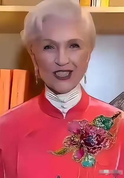 突发！世界首富母亲梅耶公开点赞中国基建，马斯克评论“确实如此”
 
世界首富马斯