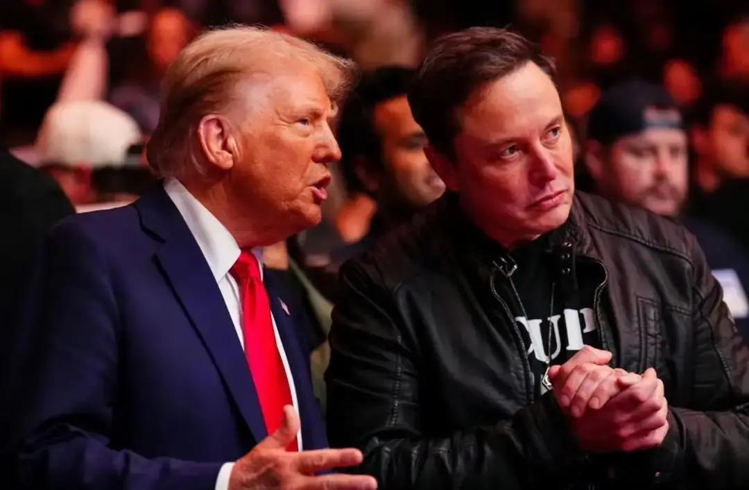 美国“内战”已经开始。最新消息：光天化日之下，在白宫附近枪杀两名国民警卫队士兵的