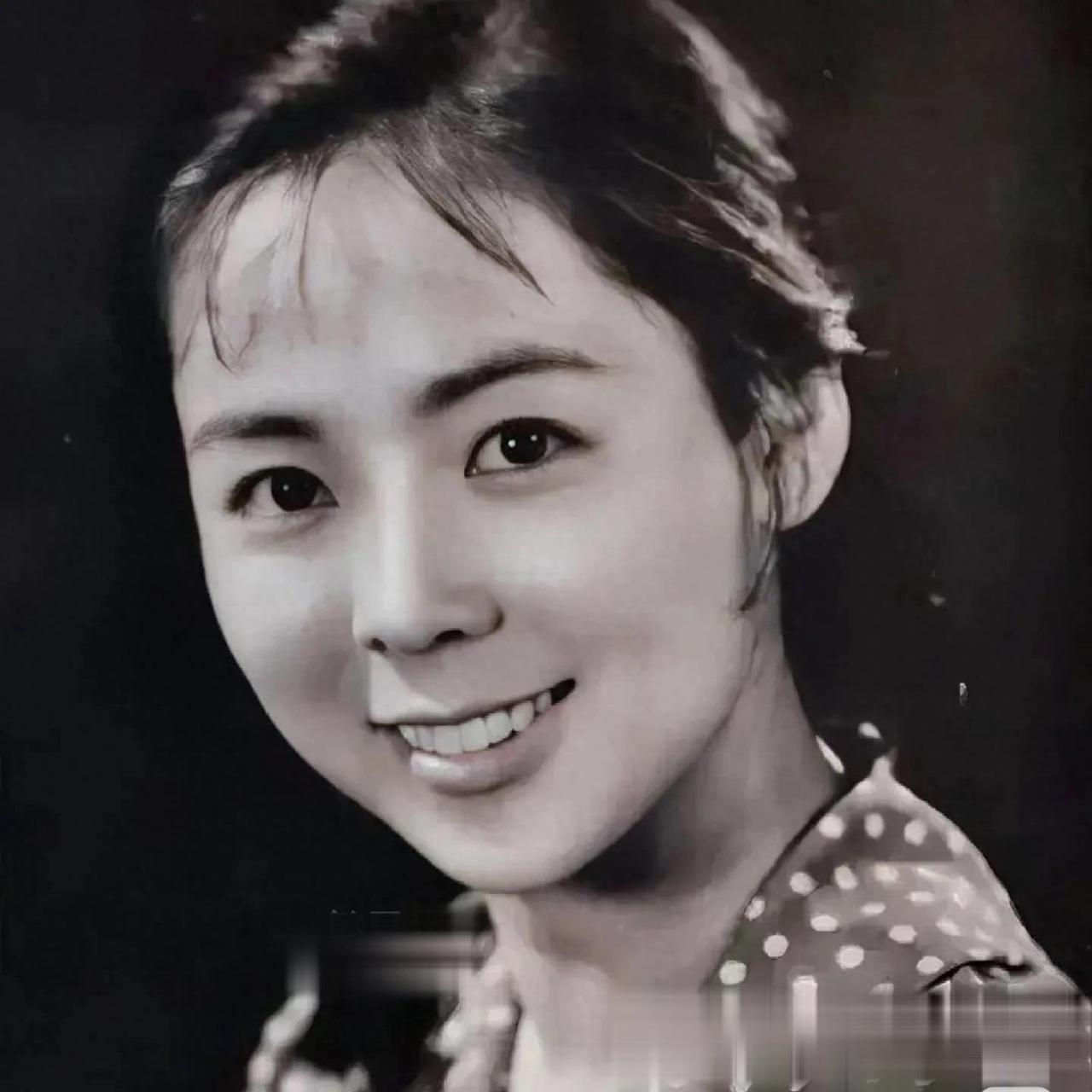 刘尚娴角色转换同样精彩
       刘尚娴因成功塑造《英雄儿女》中率真热情的女