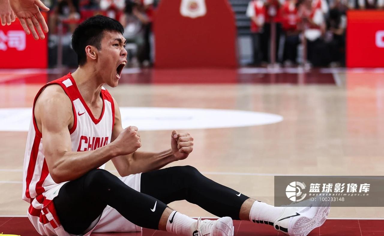 中国男篮庞峥麟真是不负众望！在今天中国男篮87-67喀麦隆男篮的前三节比赛中，庞