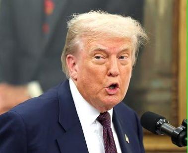 特朗普警告美国法院，如果美国法院裁定特朗普的关税无效，那么法院就是美国的罪人！