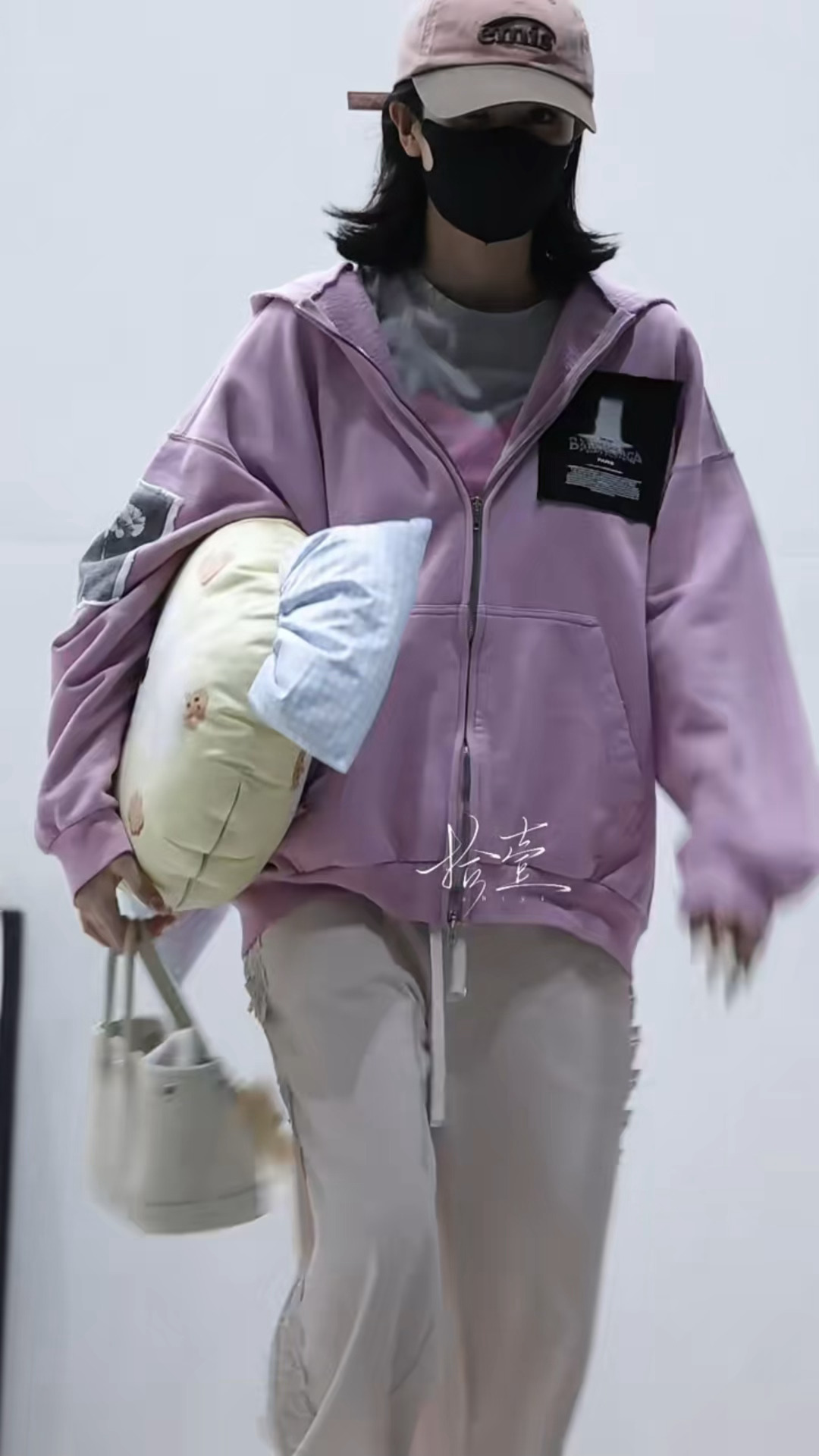白梦妍的哄睡抱枕+1 ​​​