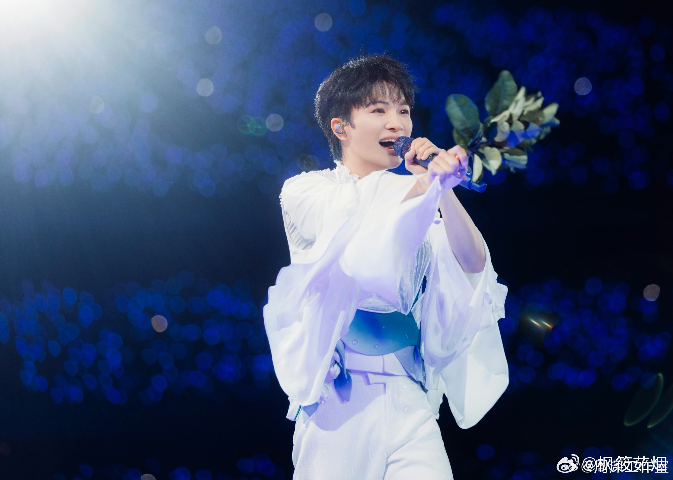 周深  周深2026深深的巡回演唱会﻿ ﻿ 周深郑州演唱会 6.29平静的幸福贯