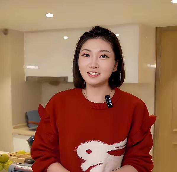 就在今天！10月10日，王暖暖成功离婚！
不仅成功离婚了，俞某还要给王暖暖离婚损