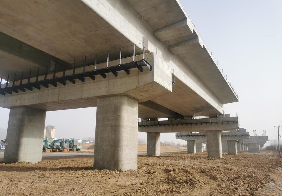 大年初八探访邹城东站：建设提速，未来可期

大年初八，我来到邹城东站，眼前景象令