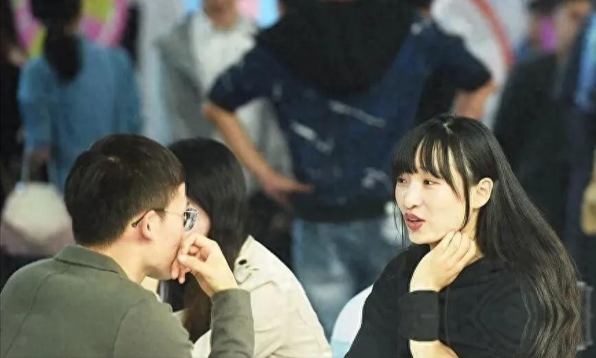 中国进入超单身时代了？数量约等于美总人口，专家：错不在年轻人

近些年我国单身人