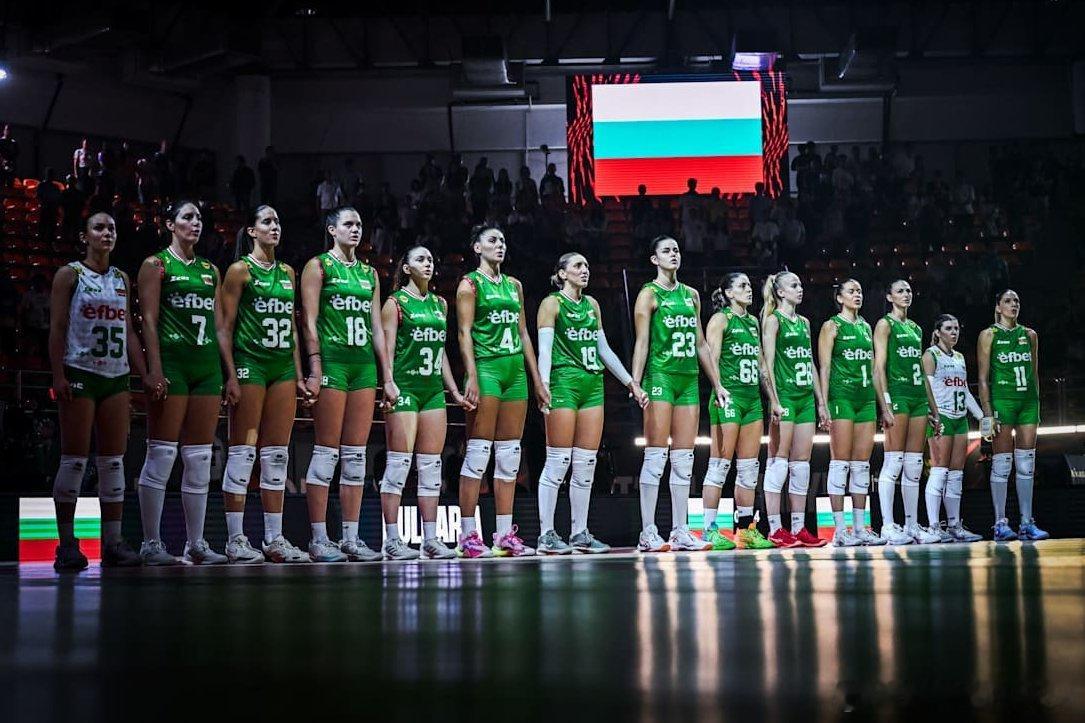 排球 👇 🇧🇬保加利亚女排主教练马塞洛·阿邦丹扎公布了39名国家队名单；名