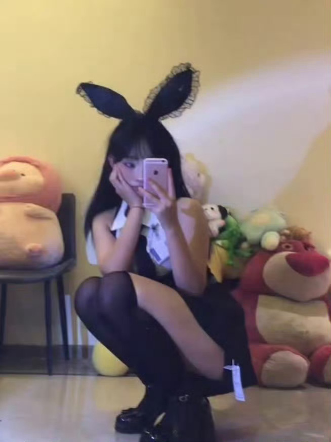 小兔子乖乖 把门开开 