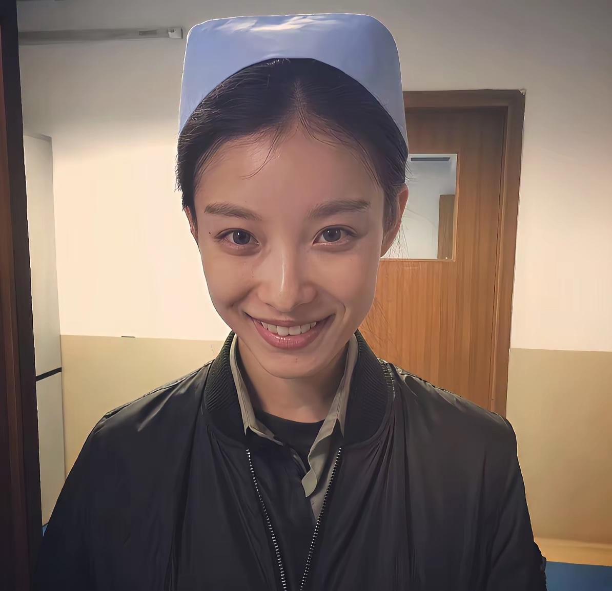 年轻时候的倪妮皮肤真好，真漂亮