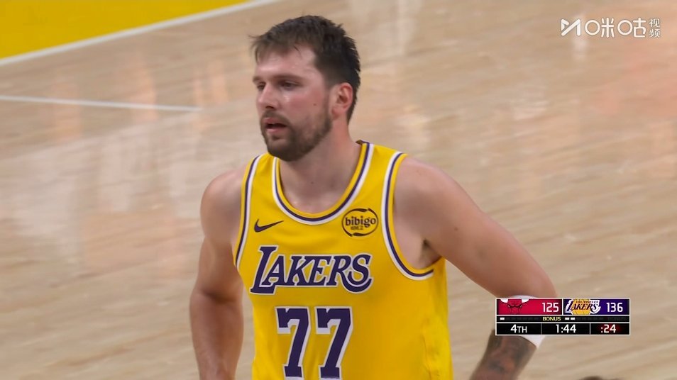 51分‼️东契奇拿到本赛季最高分没有选择继续留在场上刷那个助攻 