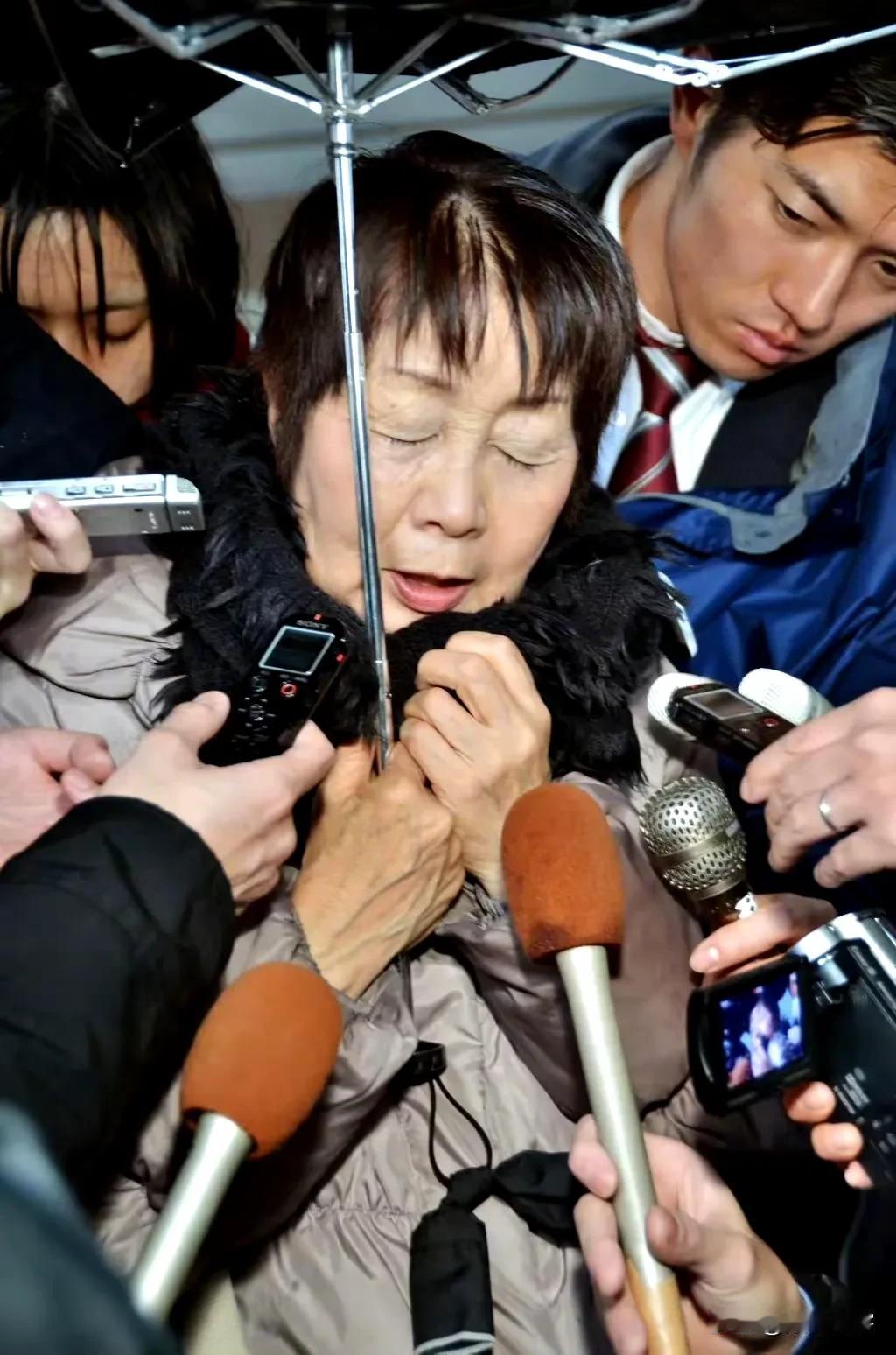 日本的女恶魔黑寡妇，精日分子会不会站出来批评“全日本都有罪”？这是不是日本的教育