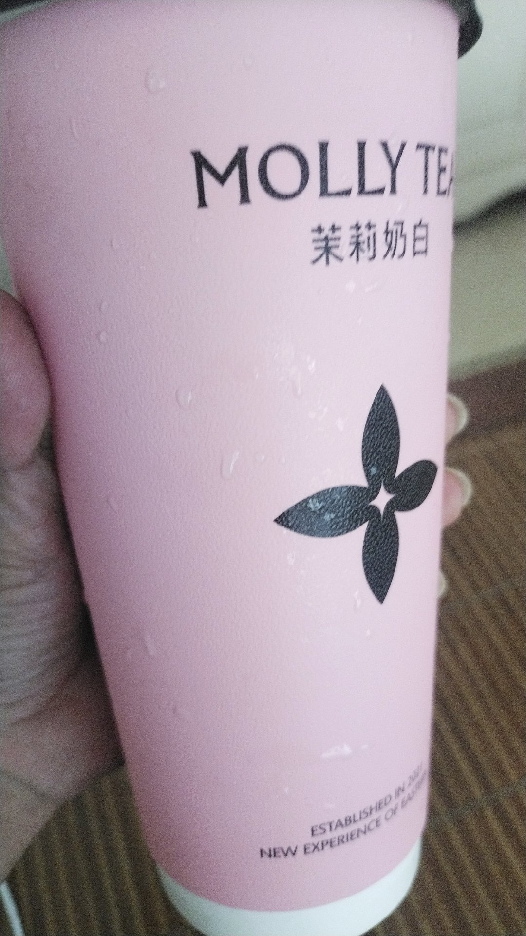 6天没喝，趁俩神兽上学，悄悄来一杯[流鼻血] ​​​