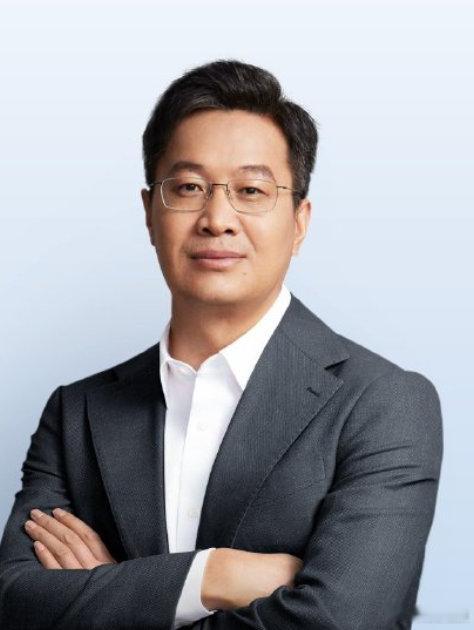 【卢伟冰回应小米17Max价格】卢伟冰说小米17Max价格还在讨论5月16日，小