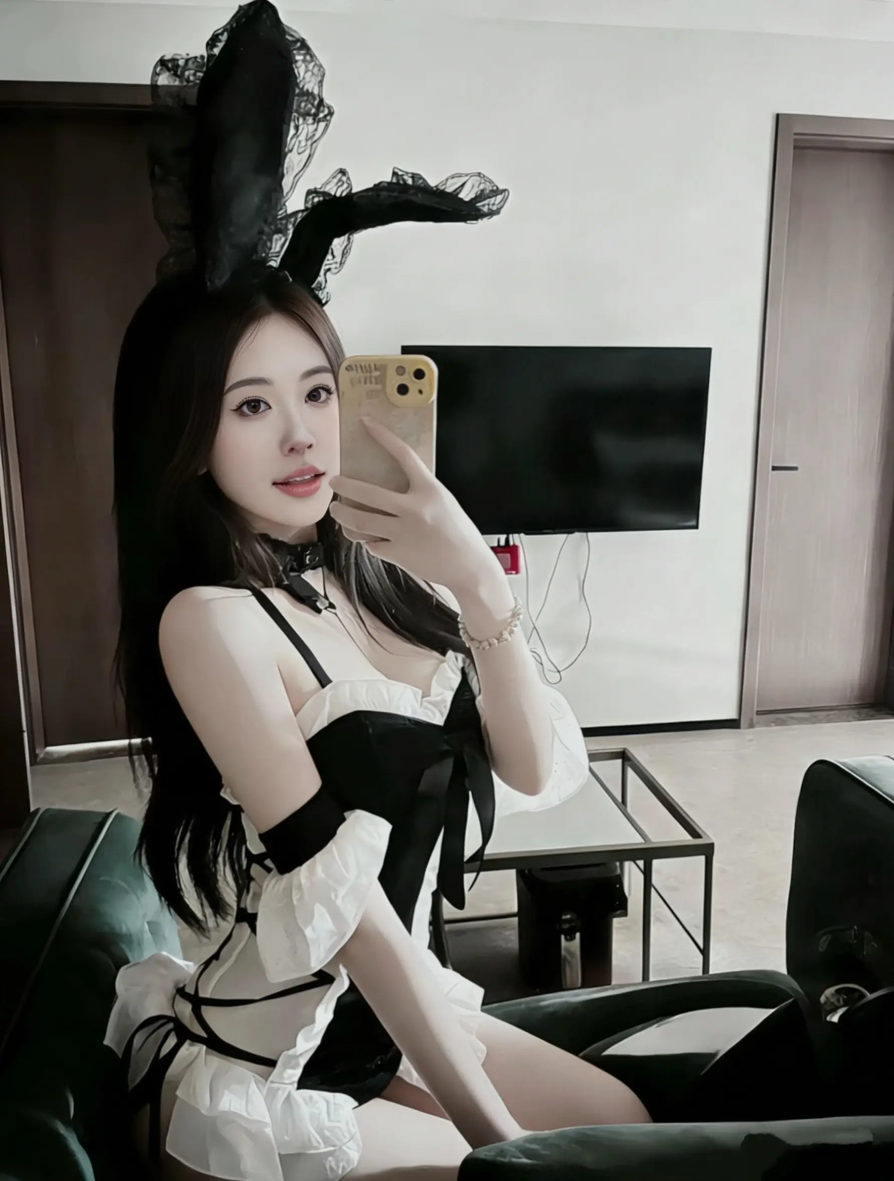 兔耳女仆申请出战、这套战袍谁看了不迷。       宅家也能拍大片、纯...