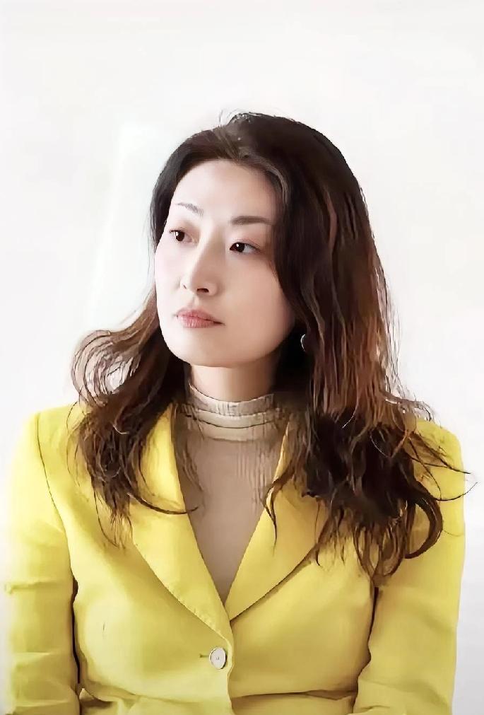 香港火灾捐款的事最近在网上吵翻了天！蜜雪冰城直接捐出2000万港元，看的人心里一