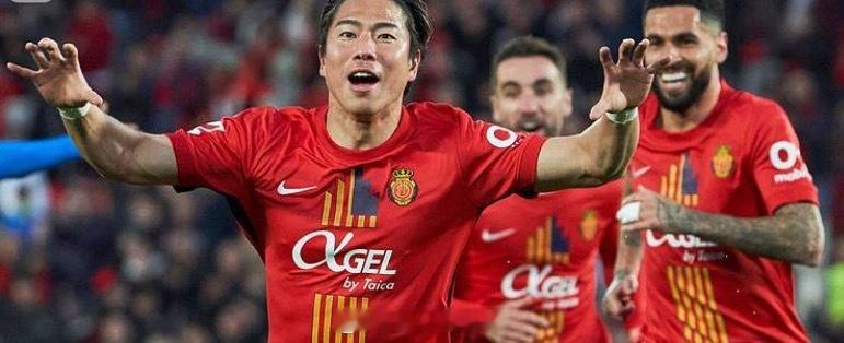搬运足球情报，给足球爱好者们提供帮助马洛卡VS莱万特1本场比赛马洛卡的前锋浅野拓