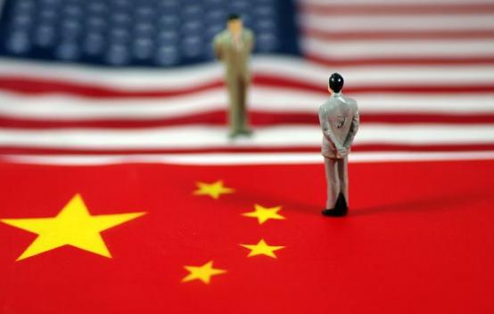 美国都欠一屁股债！凭啥还要中国当冤大头？咱们这次就是不救了怎么着——减持美债囤黄