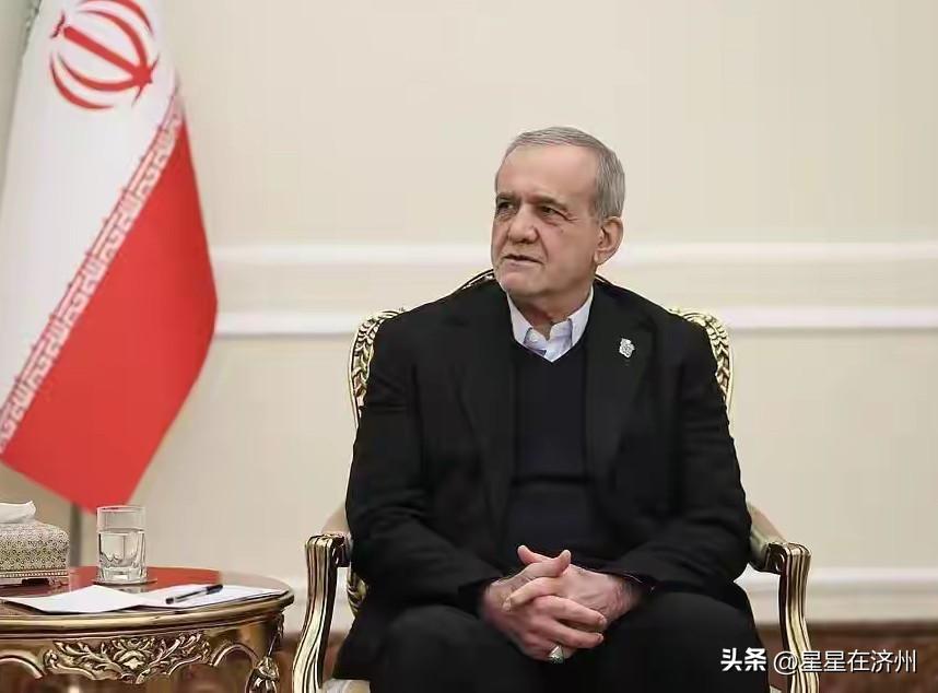 对于停火，
伊朗总统提出三个条件，
有网友评论说感觉挺好实现的，
第1个条件……