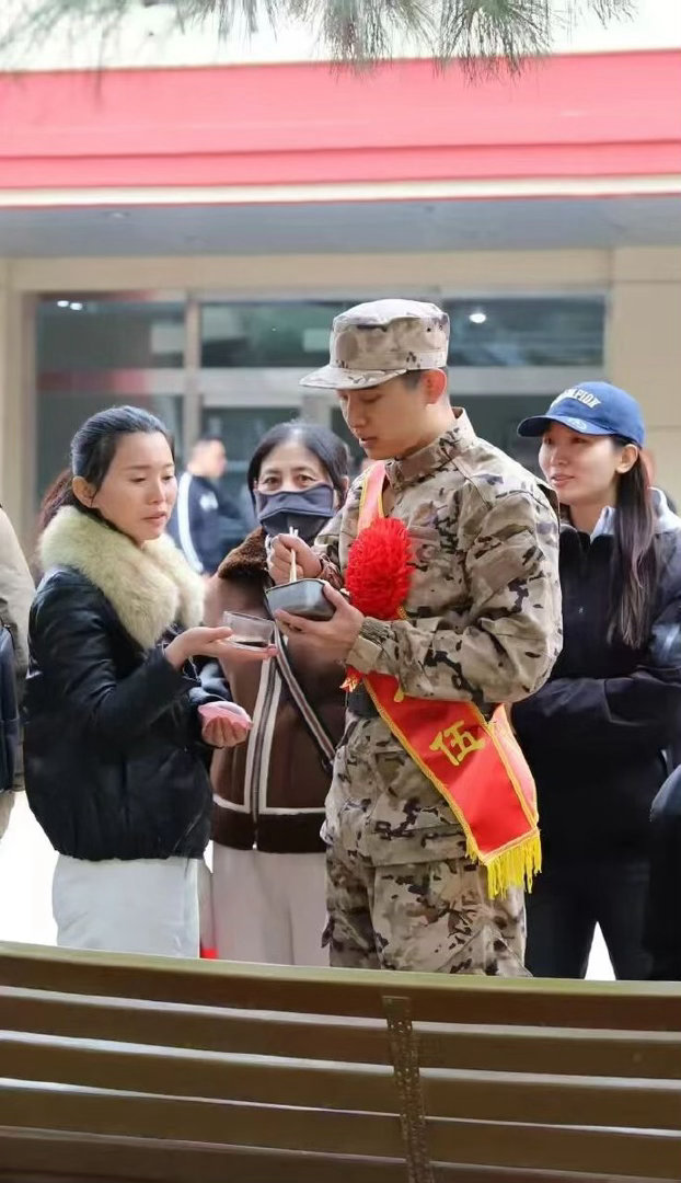 了不起的子弟兵  青春献国防，热血铸军魂！首都各区通过多种形式，欢送2026上半