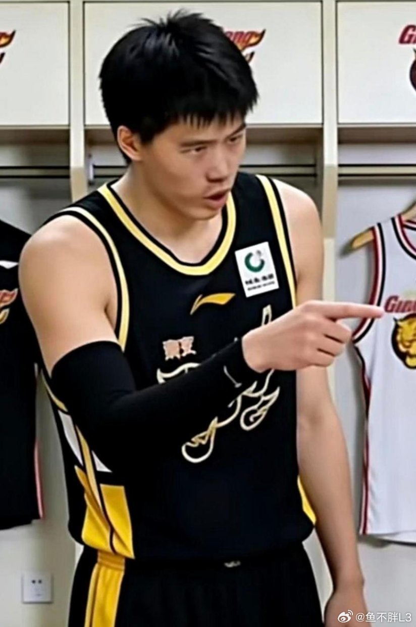 囚天指何日掌握