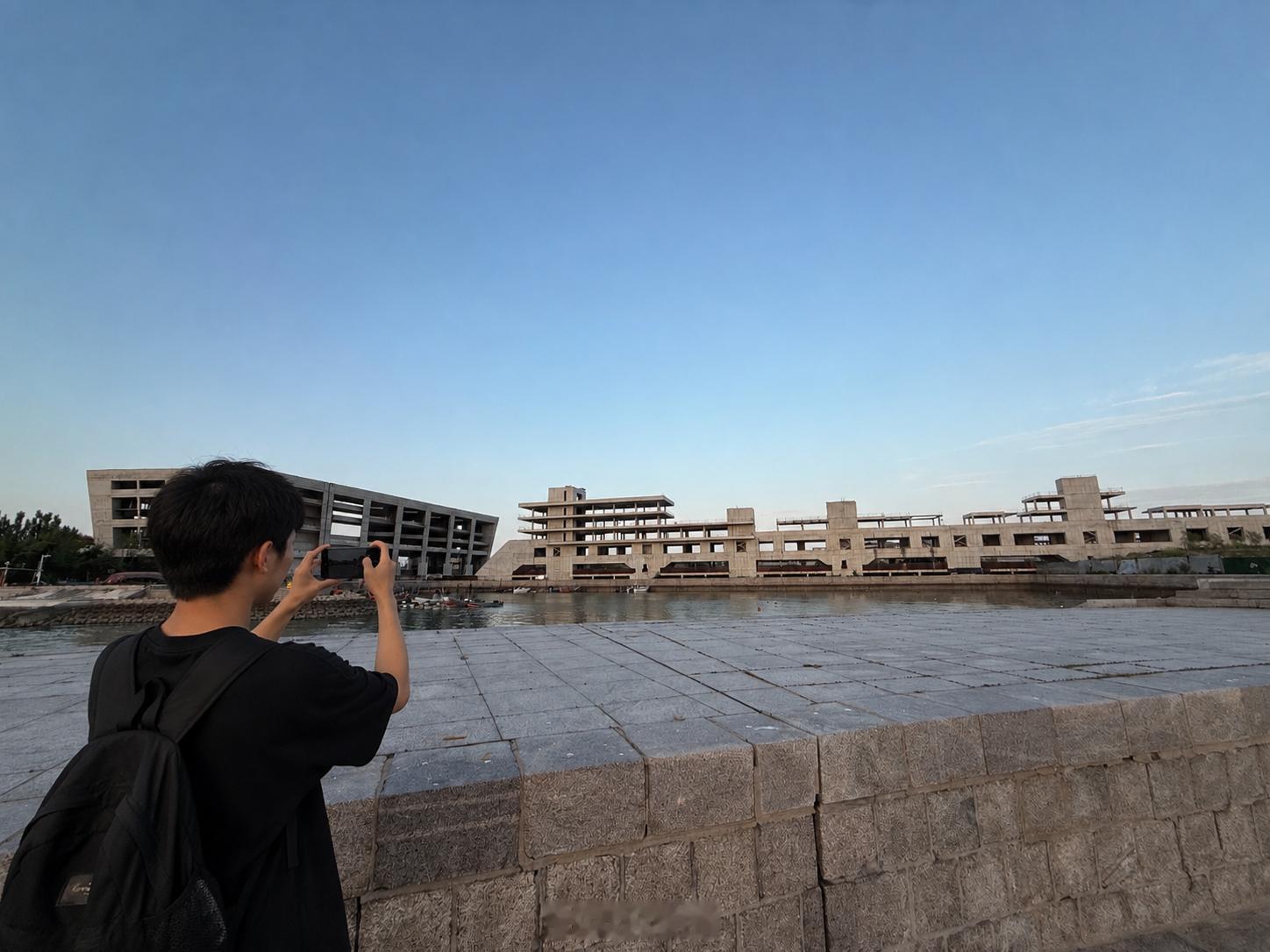 城市发展与湿地保护同行 2026年7月25日，曲阜师范大学“青访史踪，绿治乡行”
