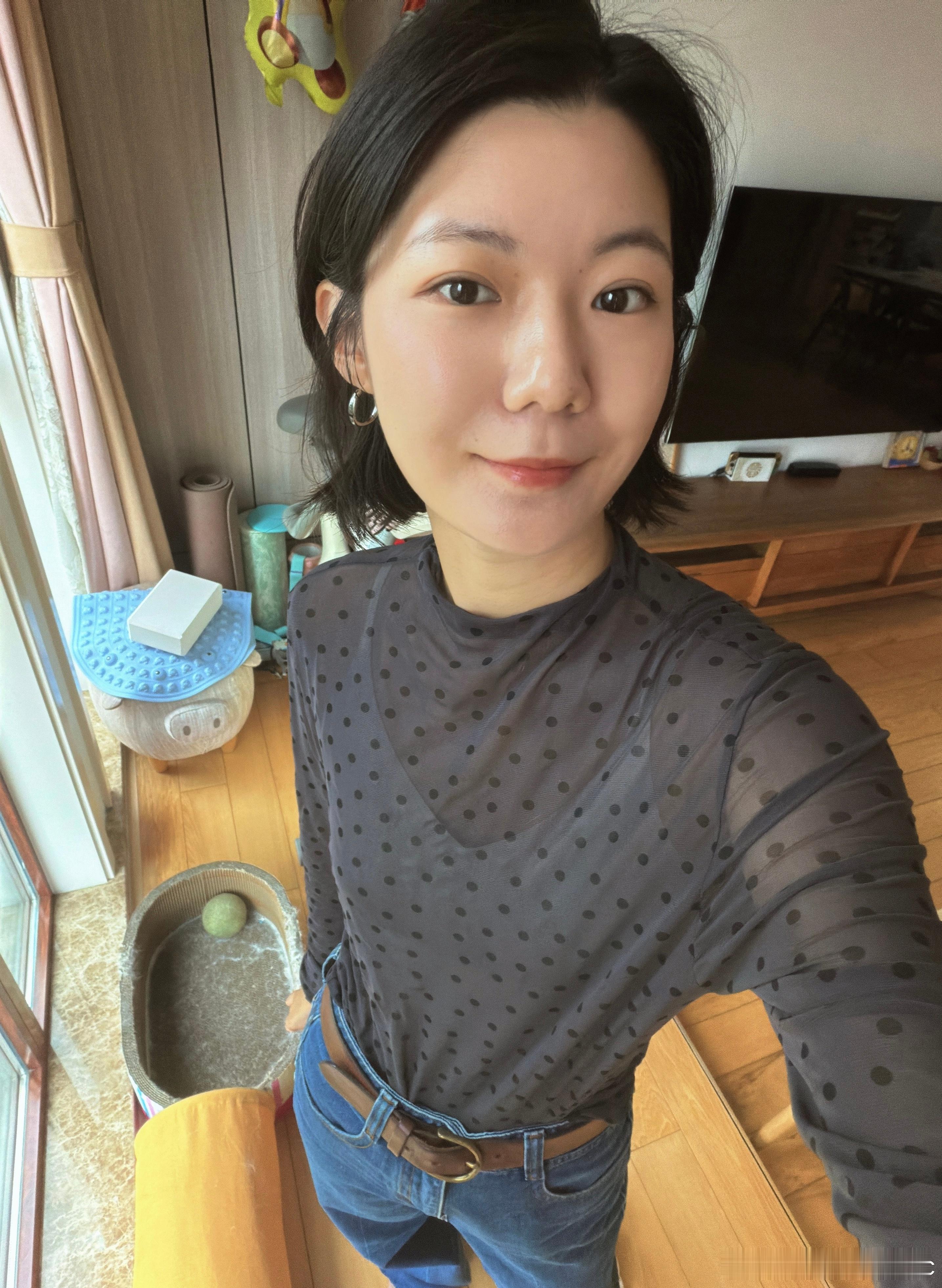 短发好曼妙💇🏻 