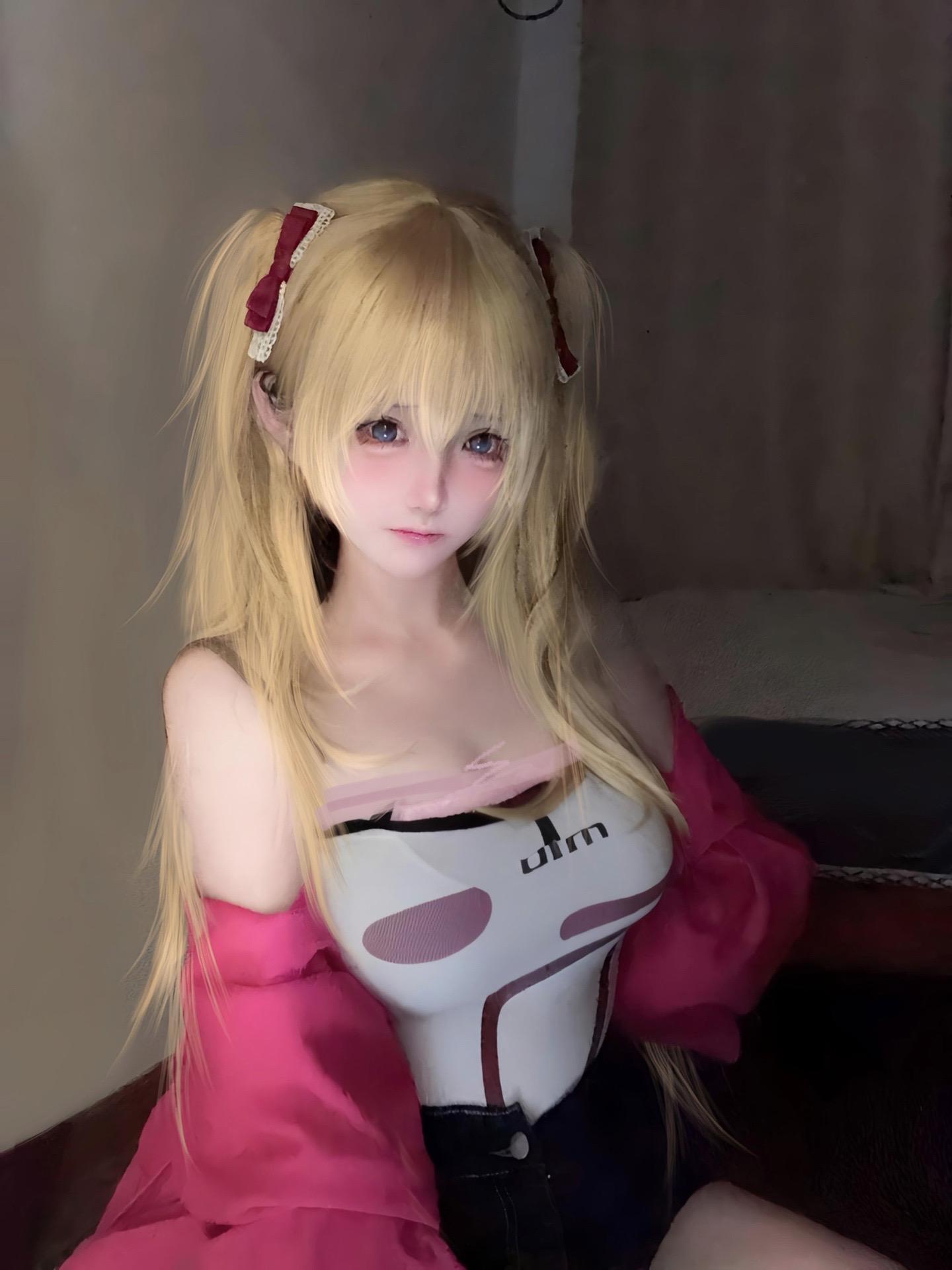 我是绝对不会管那条狗叫爸爸的！