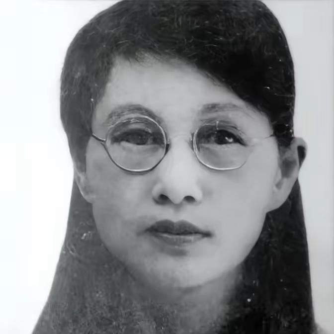 16岁遭婆家虐待、娘家抛弃，才女白薇的半生挣脱与觉醒
 
1909年，16岁的白