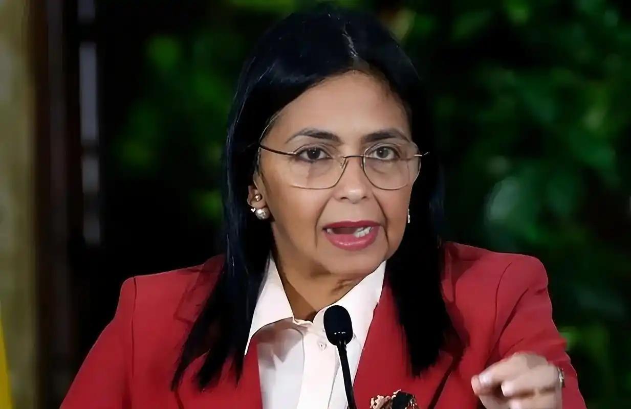 委内瑞拉变天？罗德里格斯借刀杀人，马杜罗亲信全军覆没
 
当全世界都在盯着中东那