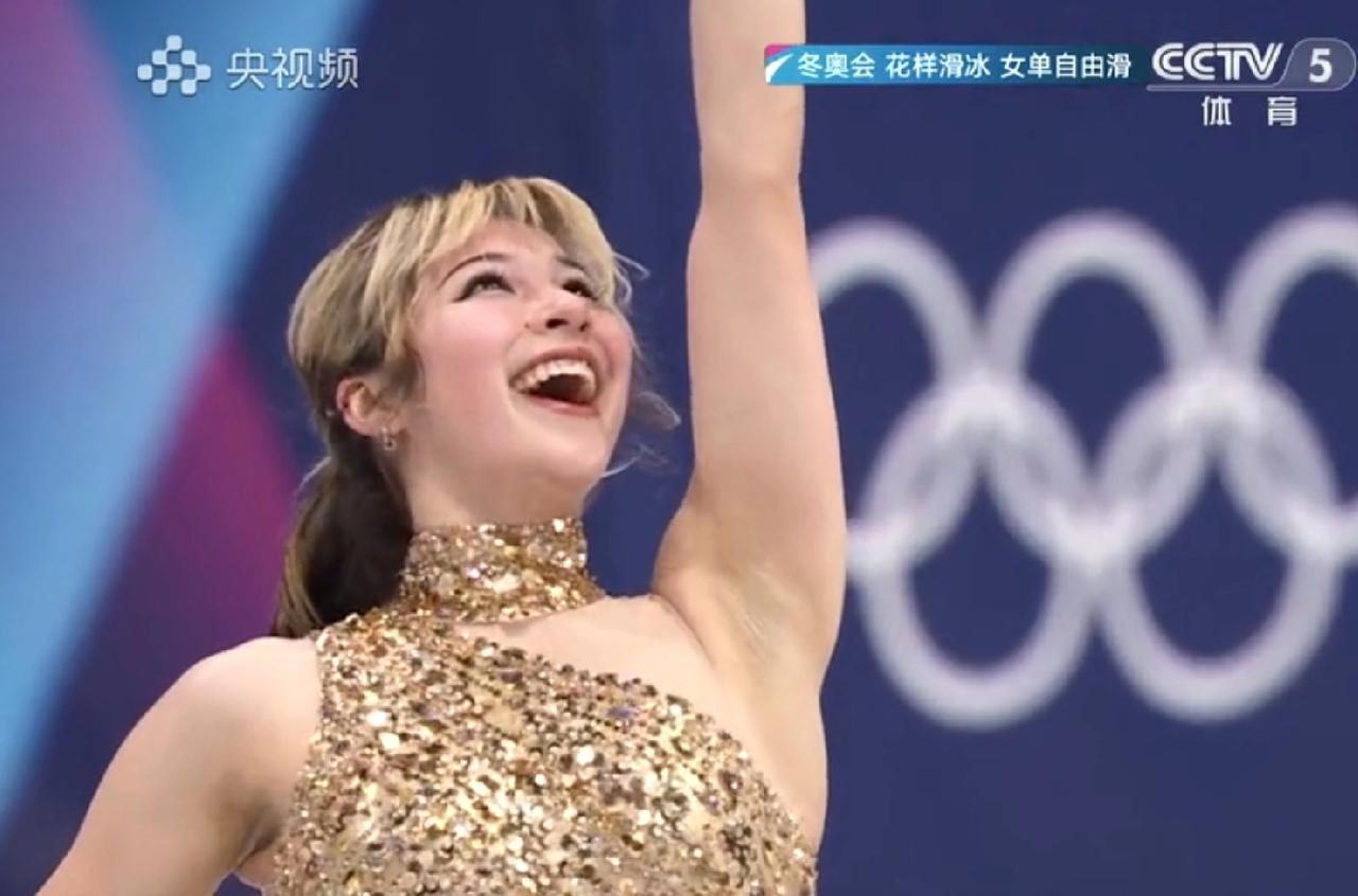 北京时间2月20日，米兰冬奥花样滑冰项目的最后一枚金牌女子自由滑被美国华裔选手刘