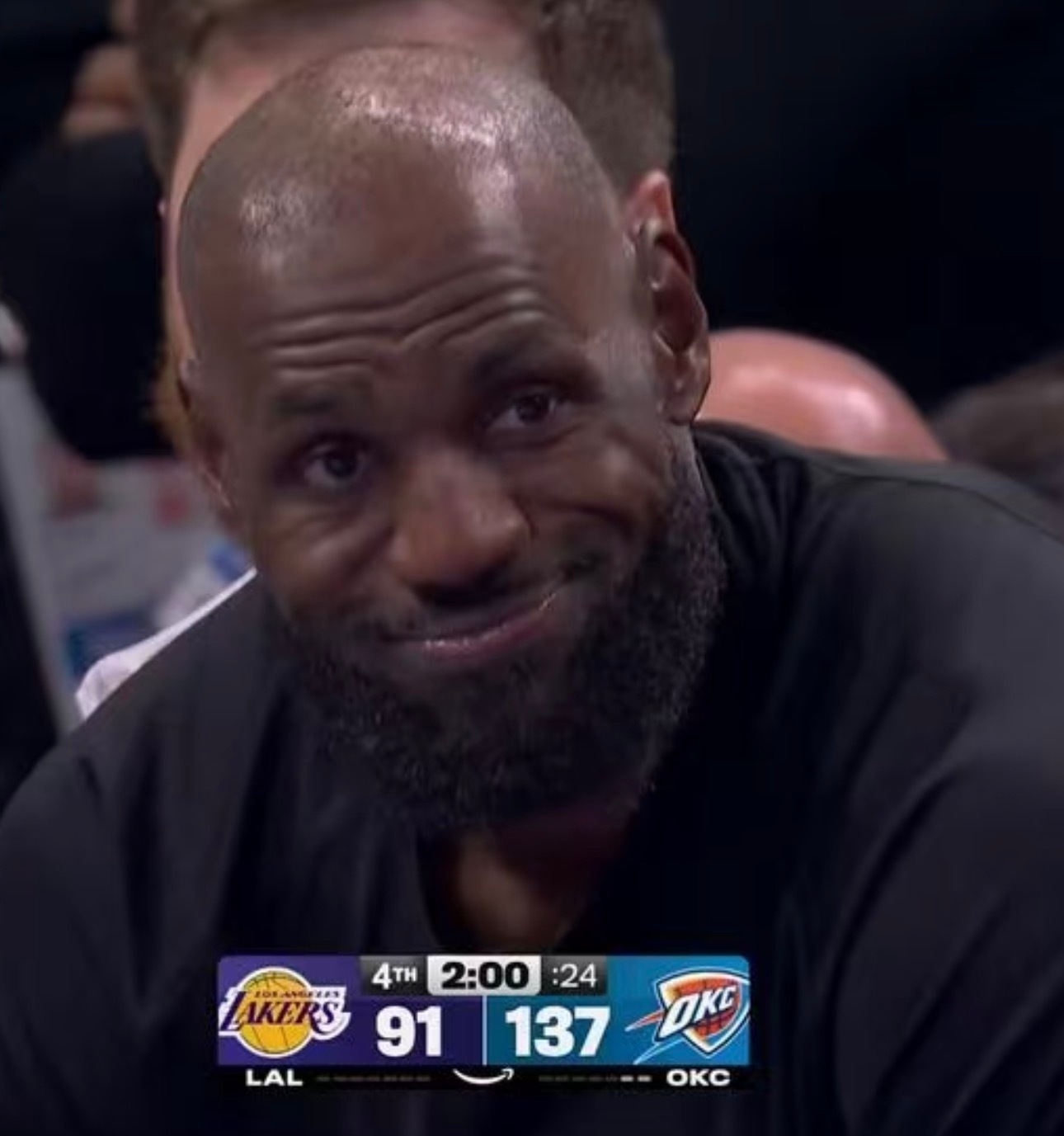 看似东契奇无对抗受伤，实则是我詹的大腿伤了。今日NBA常规赛，湖人客场96-13