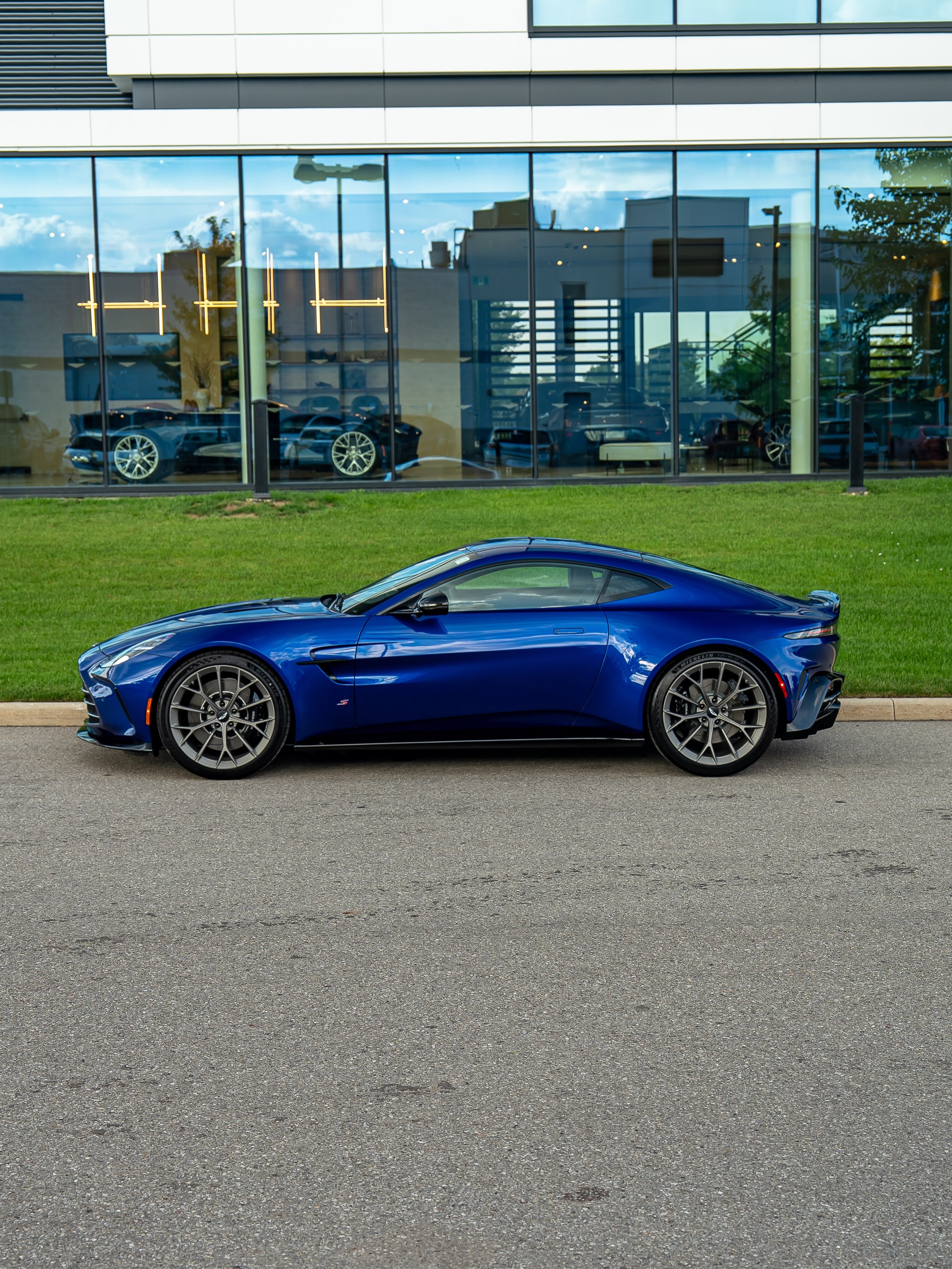 阿斯顿马丁Vantage S 阿斯顿马丁汽车视觉大v聊车cc