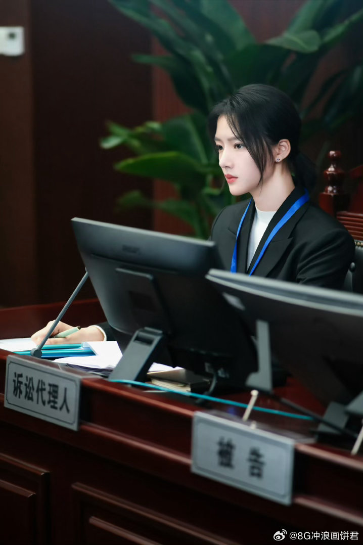 任敏聊离婚争夺抚养权任敏在线科普法律知识任敏把法律知识揉进角色里，观众追剧追着就