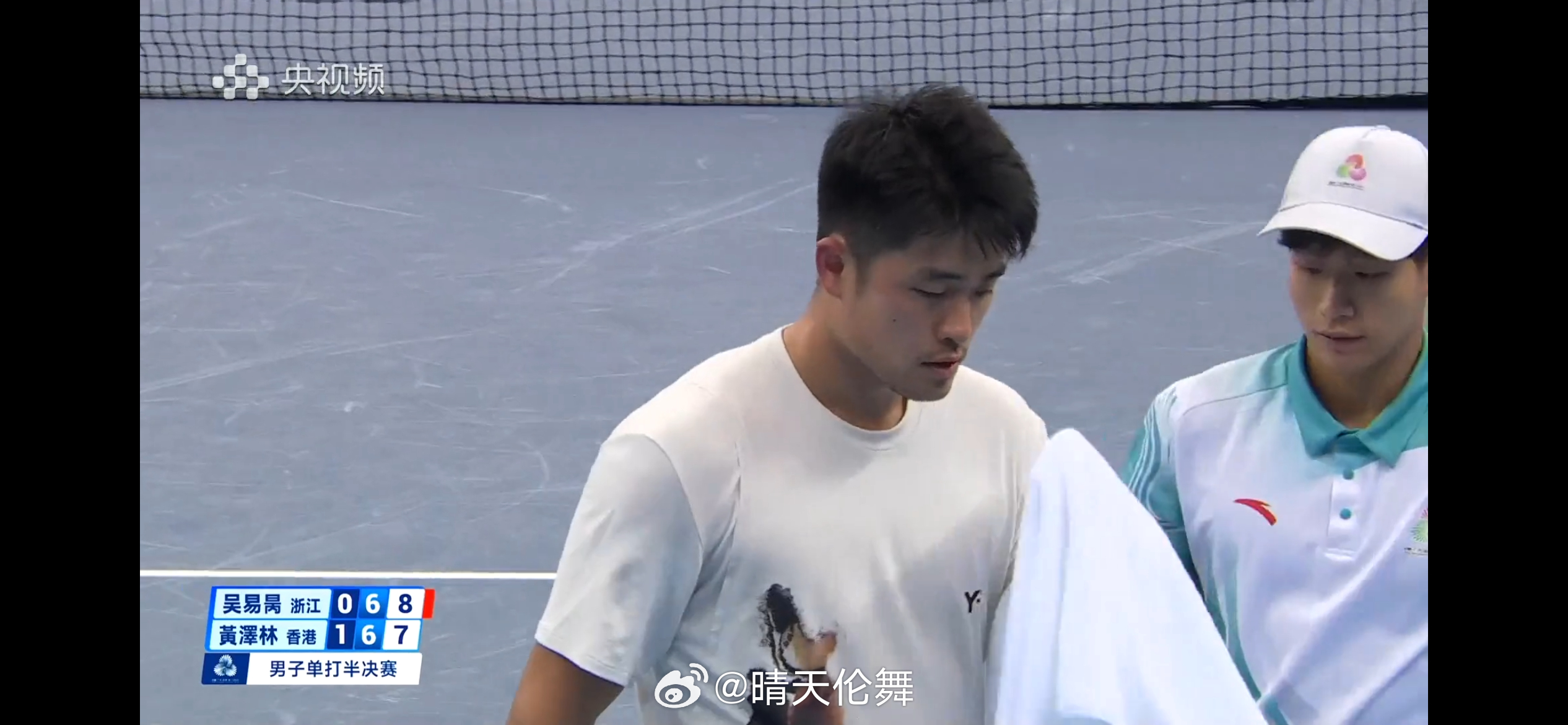 吴易昺6-7（6）/7-6（7） 黄泽林抢七6-2被追平，还好拿下了，吓死