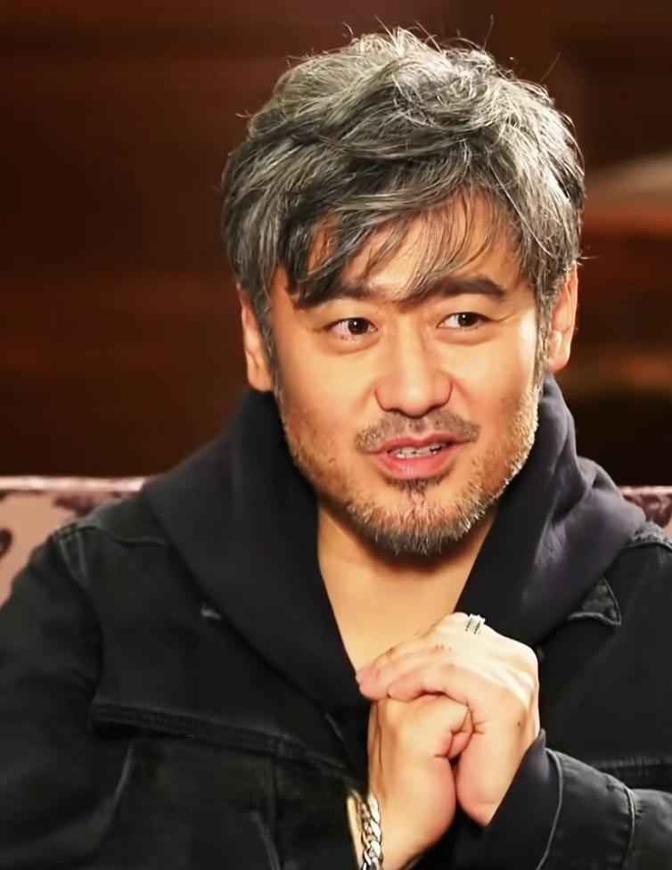 这位演员叫什么，只记得他演的司马懿演得很精彩，不知道为什么突然就息影了呢？