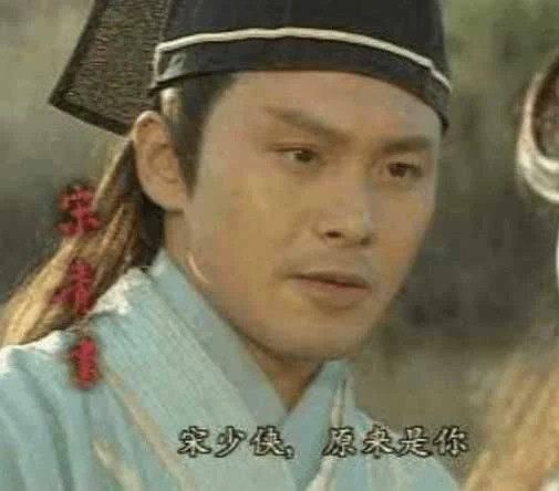 宋青书哪里比张无忌差了？名门正派的后人，嫡长子嫡长孙，要才有才，要相貌堂堂，更关