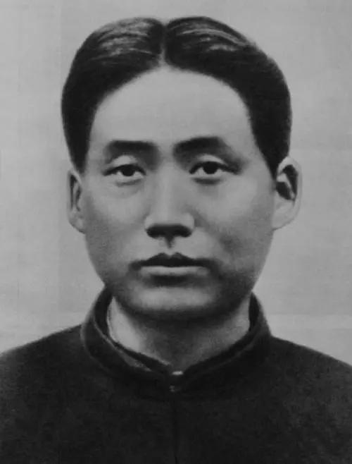 何谓英雄惜英雄：1924年国民党“一大”上孙中山亲笔提名毛主席为国民党候补中执委