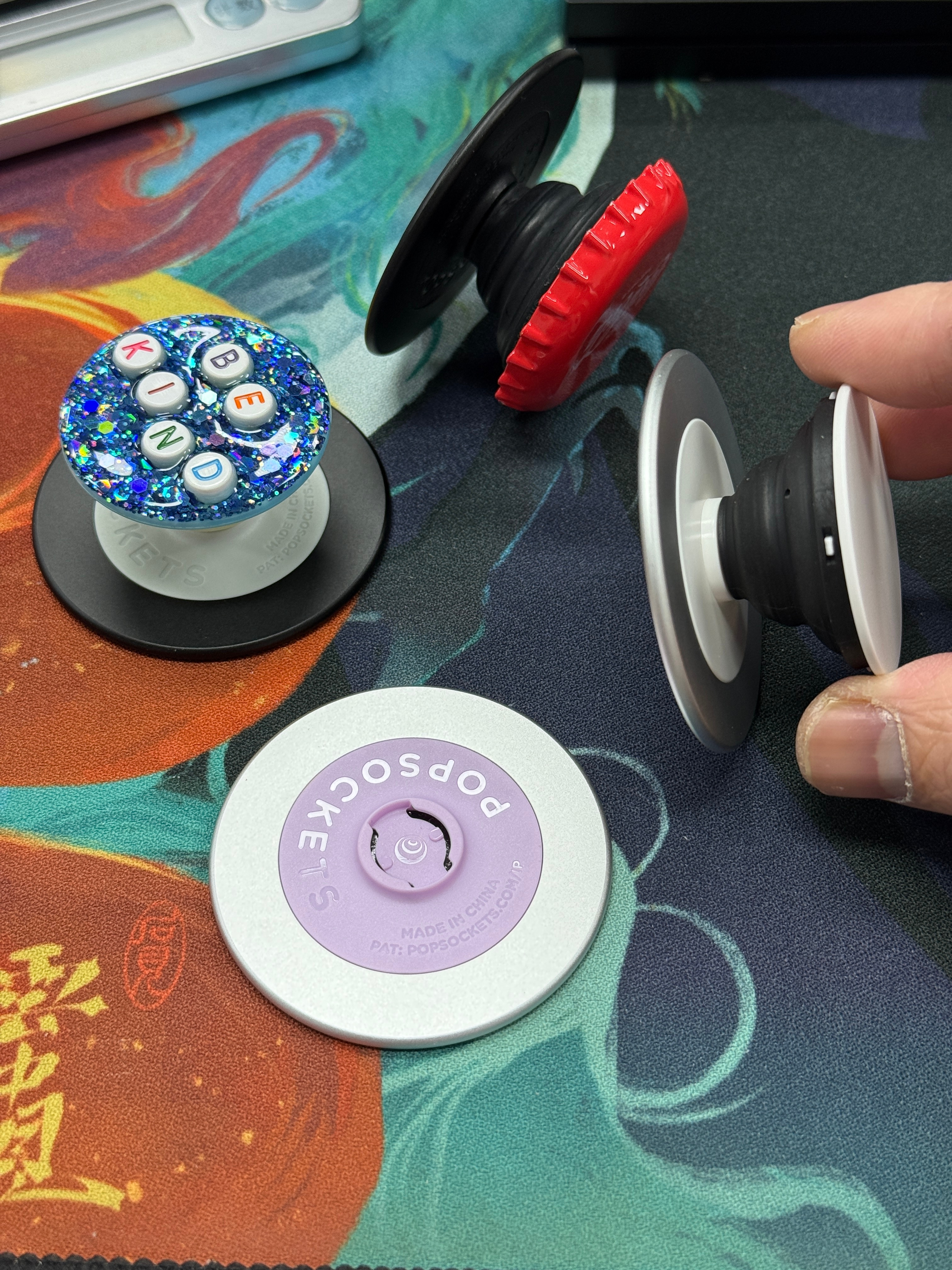 平嵌磁吸气囊，星期一上