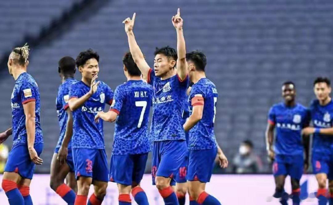 江原fcvs上海申花 上半场上海申花1-0江原，下半场就看申花能否守住了取的三分