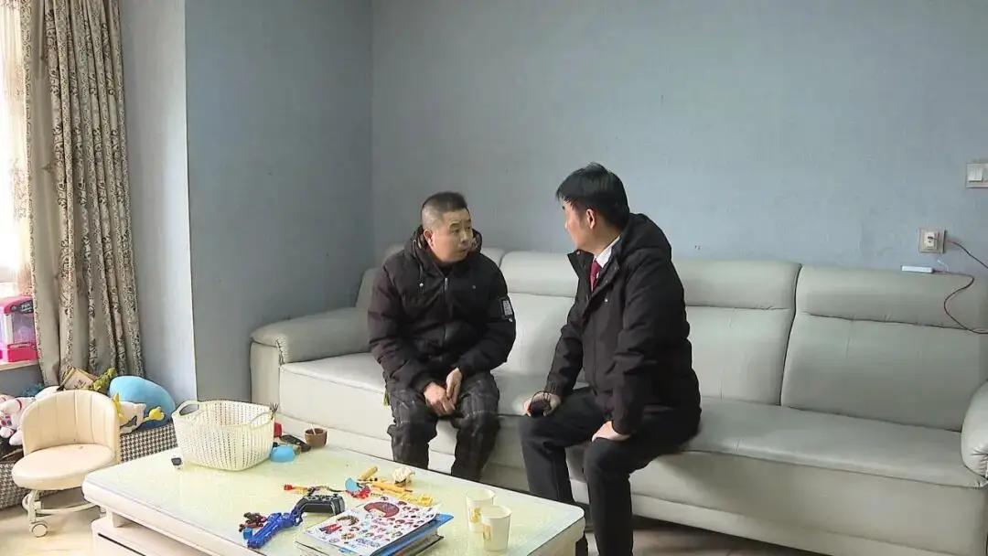 嘉善男子“假离婚”惊变“真换证”，前妻七日闪嫁他人，百万房产疑云引爆全网：你的枕