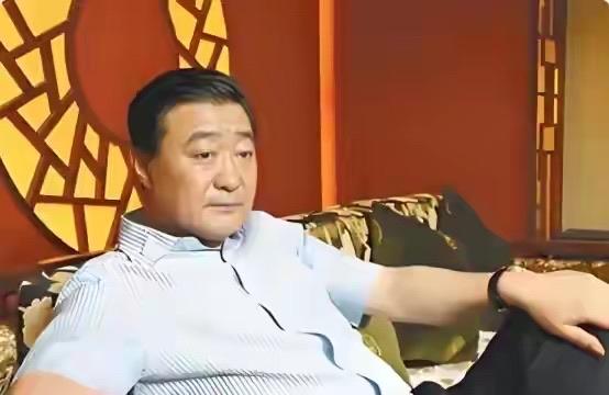 山西前首富张新明及兄长张新跃、弟弟张新亮，加上配偶、司机等人，2024年11月初