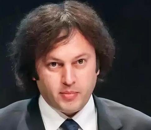 果然格鲁吉亚人聪明，记吃又记打。
12月3号，格鲁吉亚总理科巴哈玆接受采访说，曾