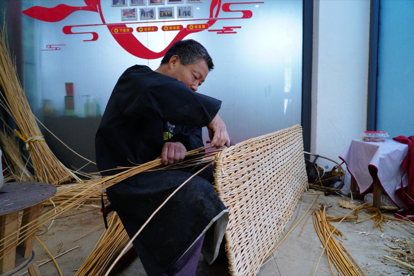 了不起的山东菜博会相聚聊城第二届山东菜博会第二届山东绿色蔬菜博览会说到古城镇，就