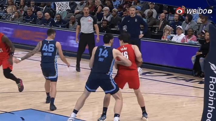 『7000公里长途跋涉！杨瀚森终迎NBA首发机会』

近期5战1胜4负的开拓者，