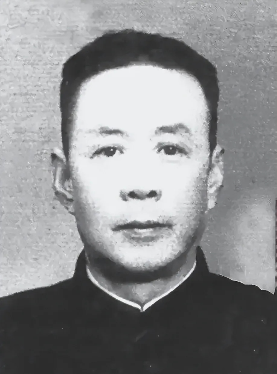1939年，国共合作的抗日大局之下，摩擦暗流已经在山西前线涌动。彭德怀赴洛阳和卫